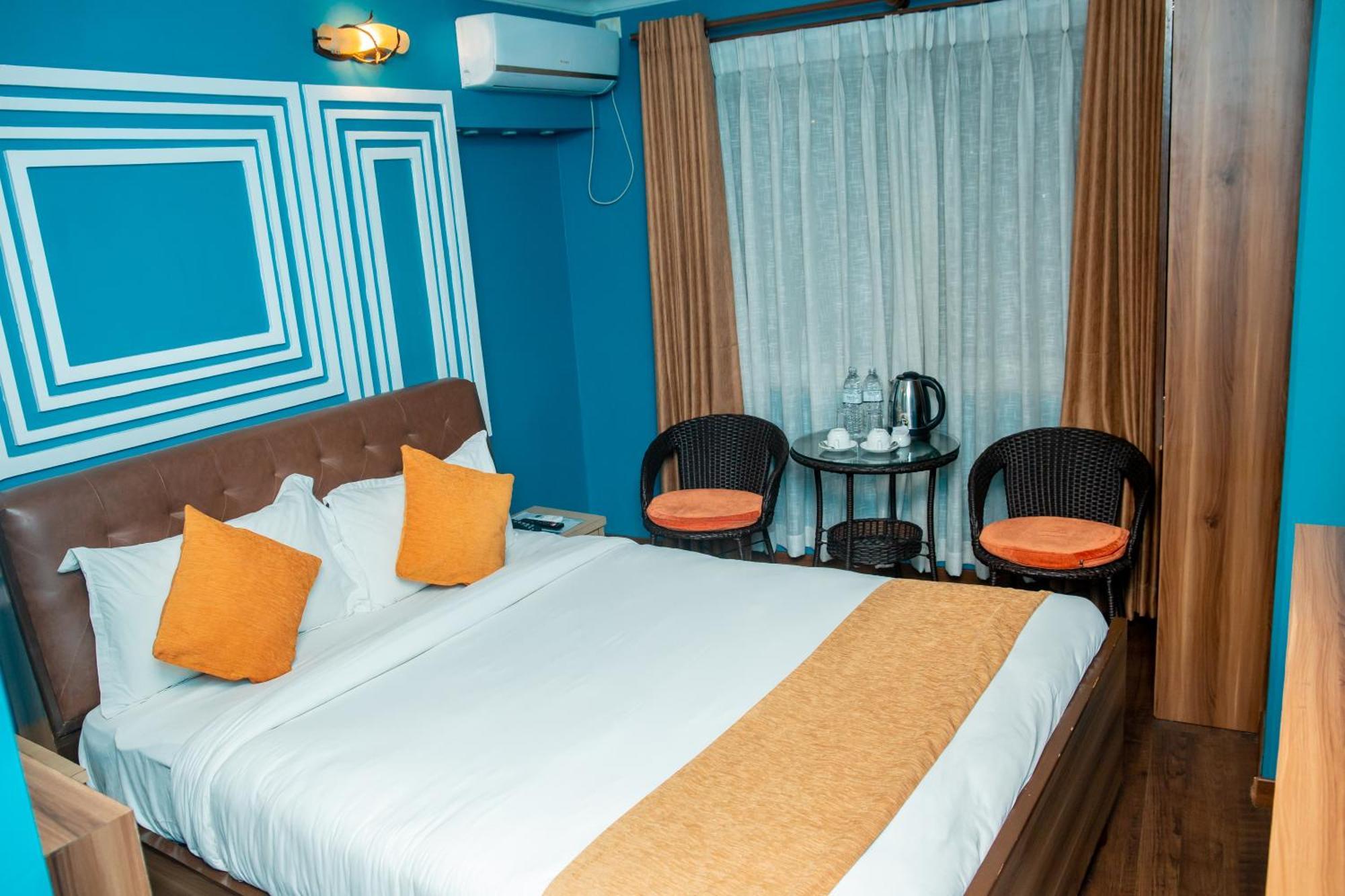 Chautari Boutique Hotel Pokhara Extérieur photo