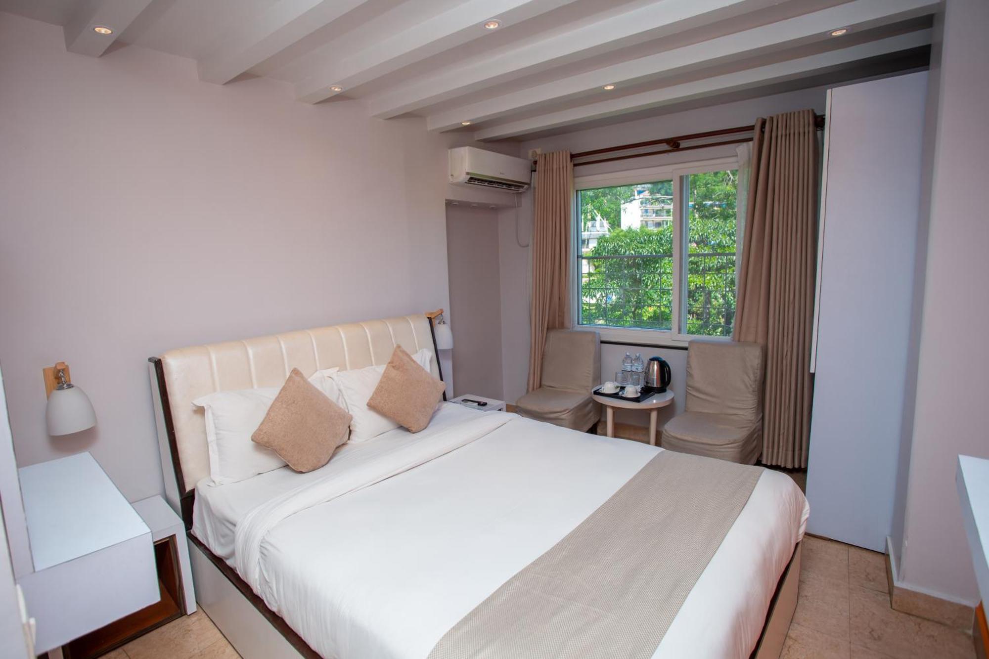 Chautari Boutique Hotel Pokhara Extérieur photo