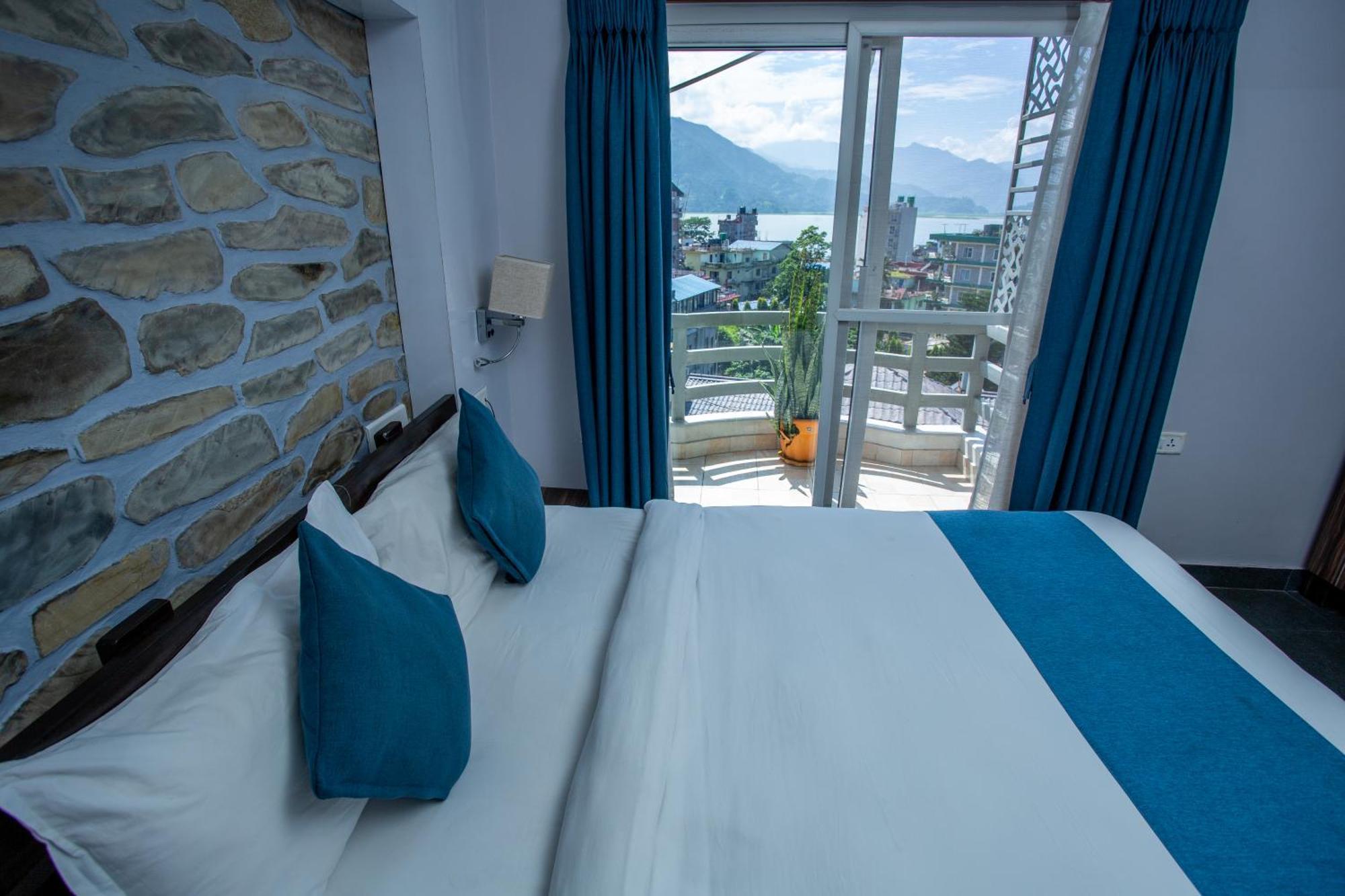 Chautari Boutique Hotel Pokhara Extérieur photo