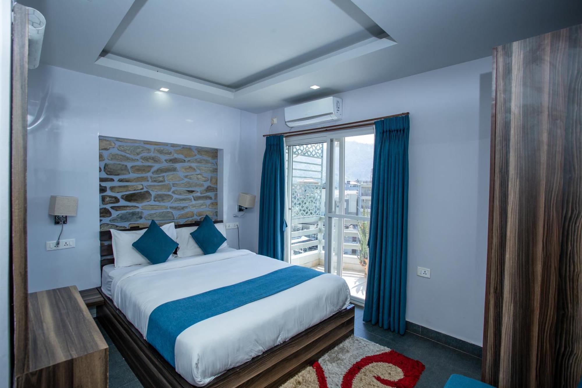 Chautari Boutique Hotel Pokhara Extérieur photo